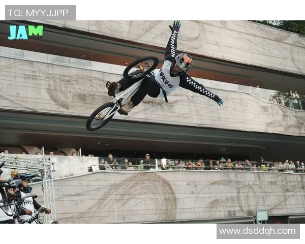 南京极限运动队在世界滑板锦标赛中的逆袭之旅与荣耀时刻